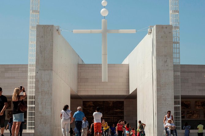 Fatima Nazare and Obidos Full Day Private Tour - A long day that hits four Portugal moods