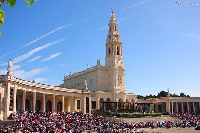 Fátima, Nazaré and Óbidos Small-Group Tour from Lisbon - Guide Quality: How a Great Companion Changes a Long Day