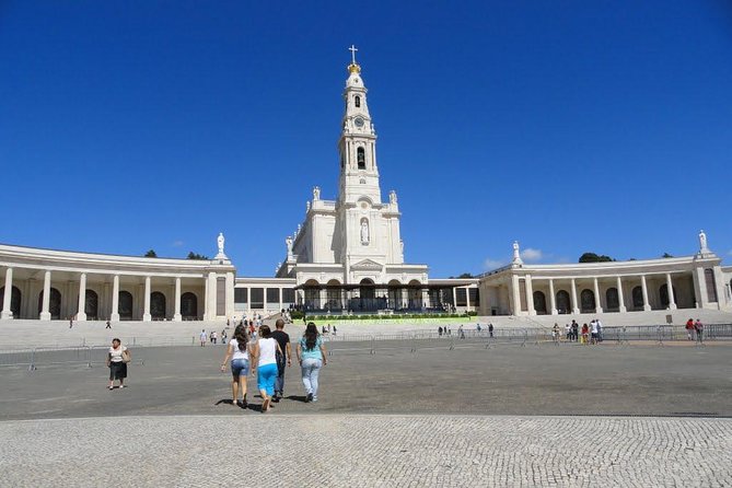 Fátima, Nazaré and Óbidos Small-Group Tour from Lisbon - Price and Value: Does $123 Make Sense for This Day?
