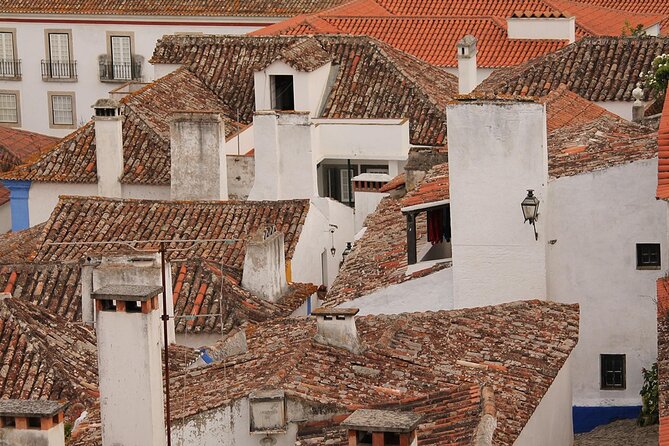 Fátima Nazaré Óbidos Full Day Escape - Óbidos Castle Walls: Medieval Streets and a Very Portuguese Treat