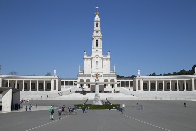 Fátima Private Tour - Valinhos Sanctuary and the Shepherds’ House Experience