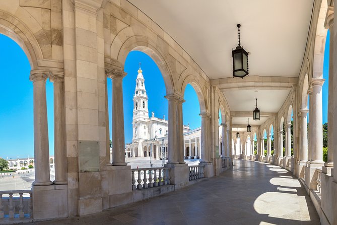 Fátima Private Tour And Batalha Nazaré & Óbidos - Batalha Monastery: Portuguese nation-building after Aljubarrota