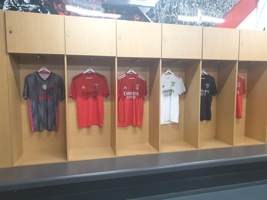 FOOTBALL LOVERS FULL DAY TOUR AT LISBON - Entering Estádio da Luz: Benfica’s stadium museum and trophy rooms