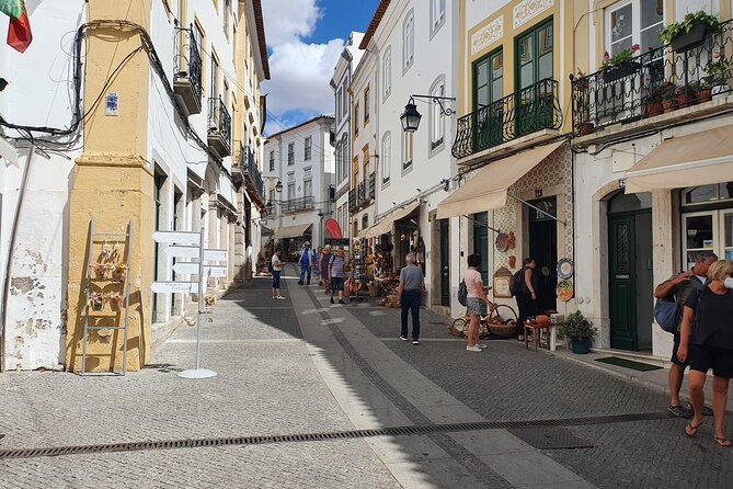 From Lisboa: Évora & Monsaraz Small-Group Full Day Tour - Évora’s medieval core: Roman Temple to medieval streets