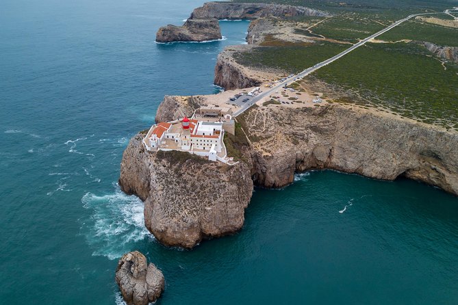 From Lisbon: Algarve Private Tour to Portimao, Lagos and Sagres - Praia Dona Ana: turquoise water in a limestone setting