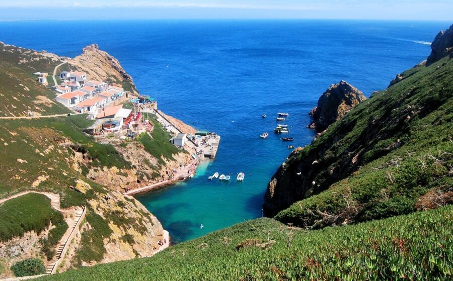 From Lisbon: Berlenga Grande Island Private Tour - The boat ride to Farol da Berlenga and Berlenga Grande time