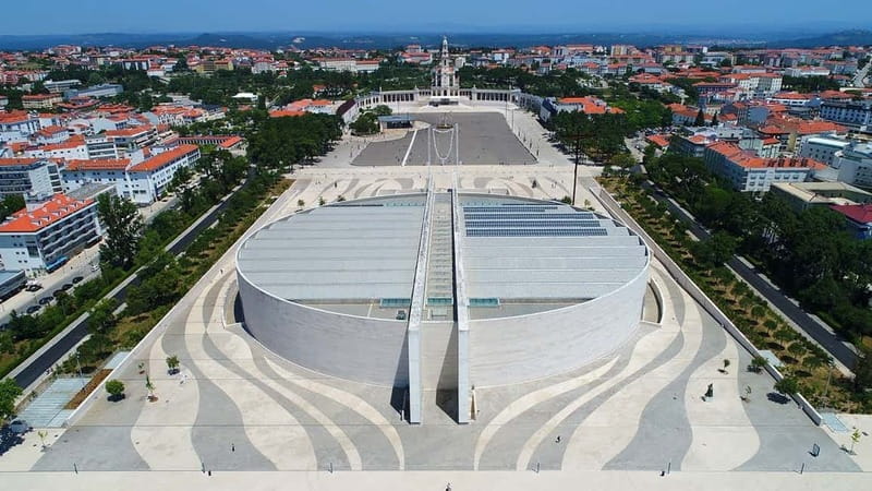 From Lisbon: Best of Fátima Half Day Tour - Sanctuary of Our Lady of Fátima: where the visit turns into pilgrimage