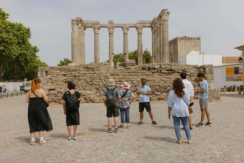 From Lisbon: Évora and Monsaraz with Regional Wine Tasting - Évora monuments: Roman Temple to Gothic towers, in a single walk