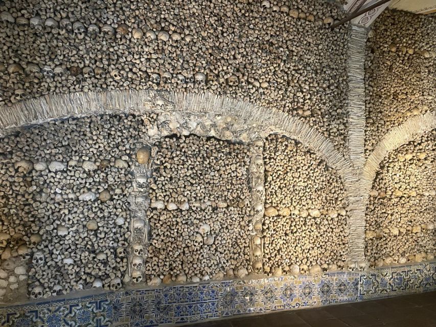 From Lisbon: Évora, Chapel of Bones, & Roman Temple Tour - Roman Temple of Évora: Portugal’s best-preserved Roman landmark