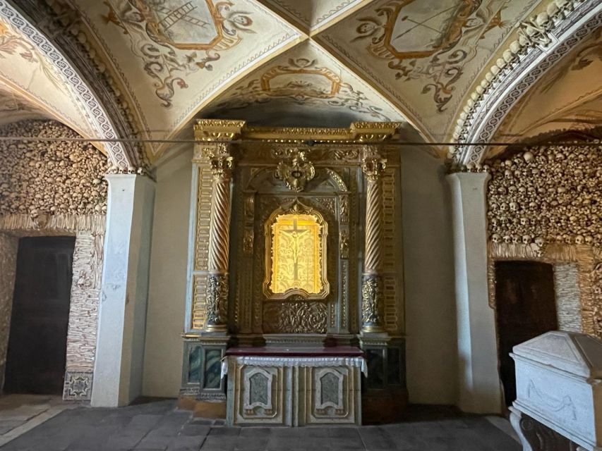 From Lisbon: Évora, Chapel of Bones, & Roman Temple Tour - Picking up in Lisbon, Cascais, or Sintra (and why the timing helps)