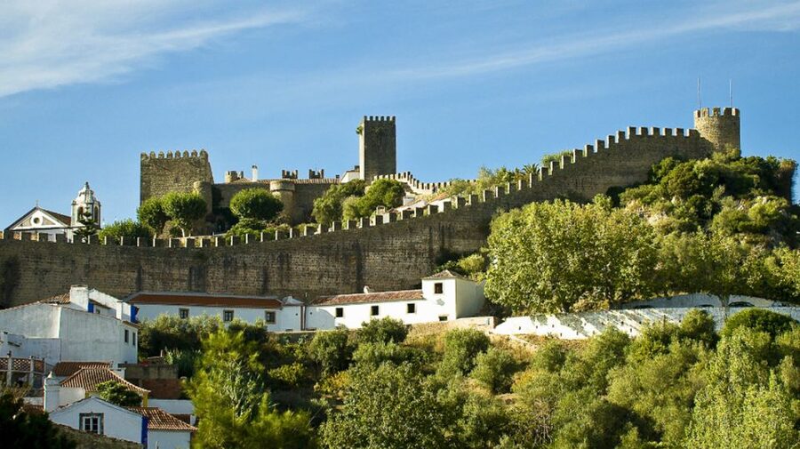 From Lisbon: Fátima, Batalha, Nazaré & Óbidos Full-Day Tour - Fátima Sanctuary: The 1917 Apparitions Story in Real Time
