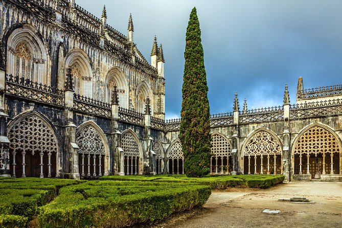 From Lisbon: Fatima Batalha Nazare & Obidos Small Group Day Trip - Óbidos: Where the Medieval Streets Do the Selling