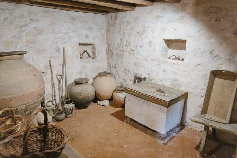 From Lisbon: Fátima HD and the Three Little Shepherds' House - Price and Value: Is $91 Worth It for One Day?