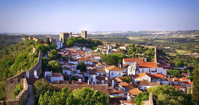 From Lisbon: Fátima, Nazaré, Batalha and Óbidos Guided Tour - Where the Day Can Feel Commercial: Lunch Time in Nazaré