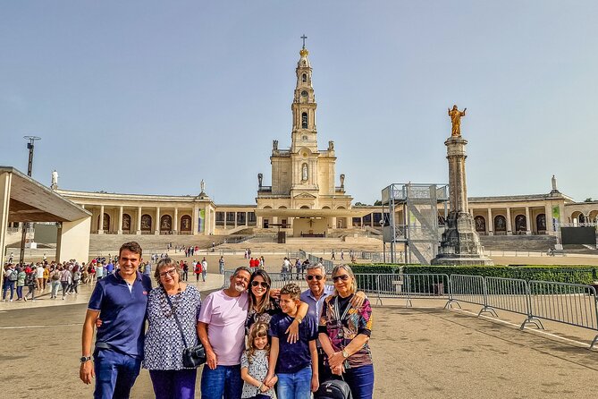 From Lisbon:Fátima Spiritual Journey & Largest Caves in Portugal - Basilica of Our Lady of the Rosary and the Basilica of the Holy Trinity