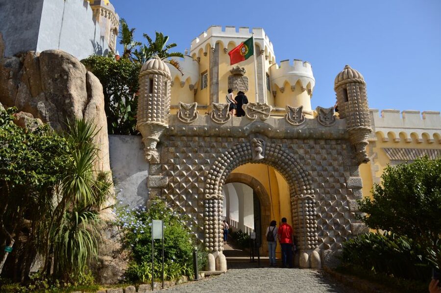 From Lisbon: Half-Day Private Sintra Cascais Tour - The Devil’s Mouth grotto: waves, rock, and instant drama