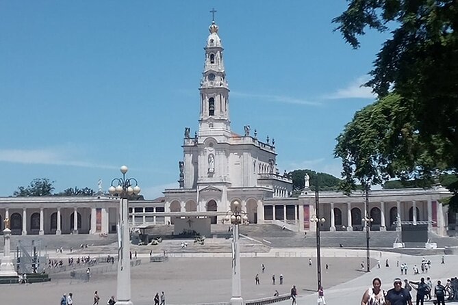 From Lisbon: Holy Miracle Church Santarem & Fatima Private Tour - Key things I’d mark on your map before you go
