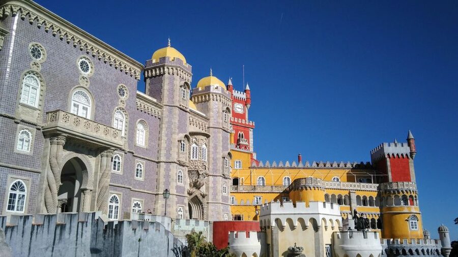 From Lisbon: Nazare and Sintra Private Tour - How the schedule actually plays out (and where you can slow down)