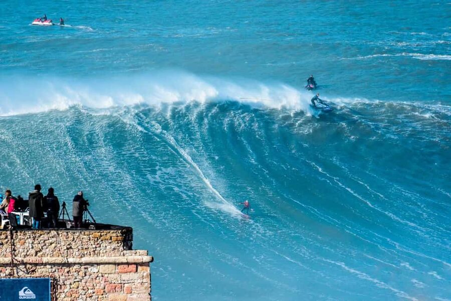From Lisbon: Nazare Big Waves & Óbidos Small Group Tour - Why Nazaré and Óbidos in One Day Works