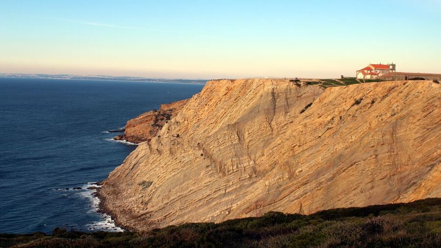 From Lisbon or Sesimbra: 4x4 Tour to Cape Espichel - Who this tour is best for