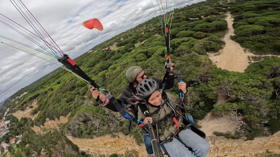 From Lisbon: Paragliding Flight with Transfers - Meeting at Ferrari Shop and Getting to the Right Flight Spot
