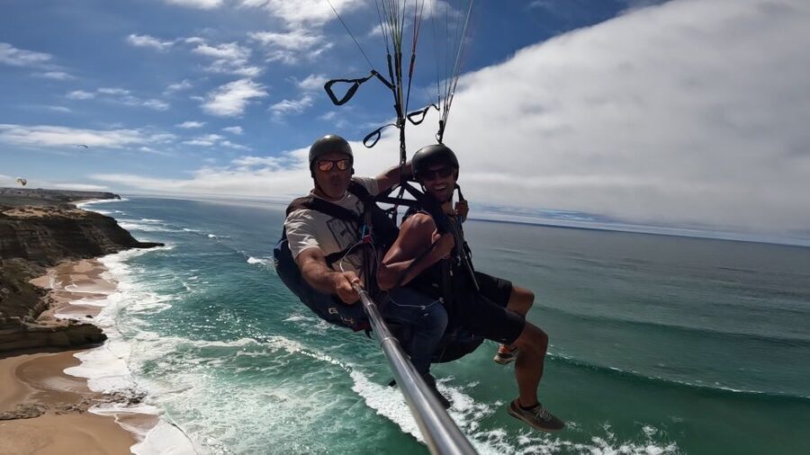 From Lisbon: Paragliding Pack (Flight+Video+Transportation) - Price and Value: Why $206 Can Be Fair for This Kind of Day