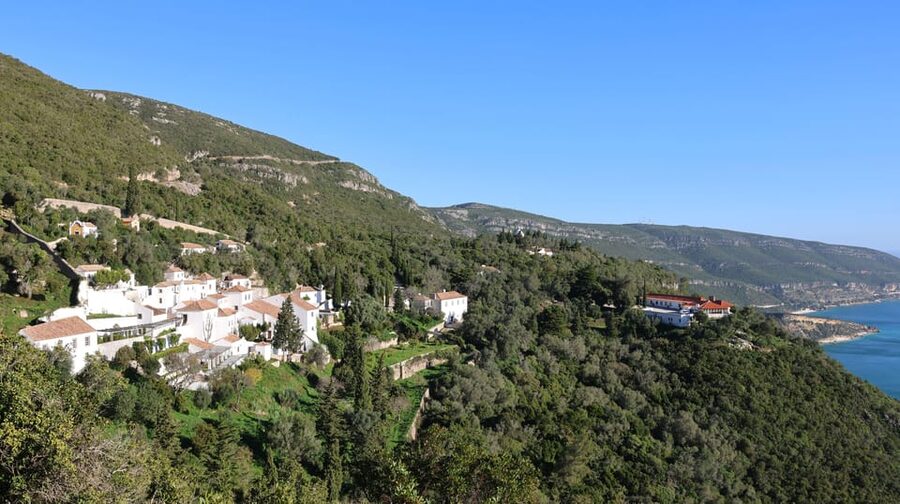 From Lisbon: Private Arrábida Natural Park with Wine Tasting - Christ the King Monument: A Big Lisbon Panorama for the Final Hour