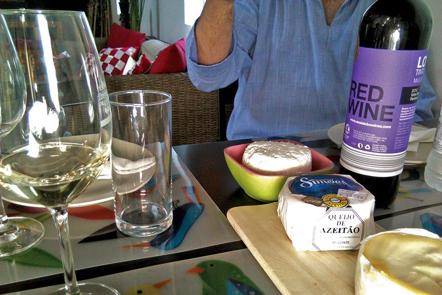 From Lisbon: Private Scenic Wine Tour in Arrabida - Setúbal’s Livramento Market: the local-food stop that actually earns its time