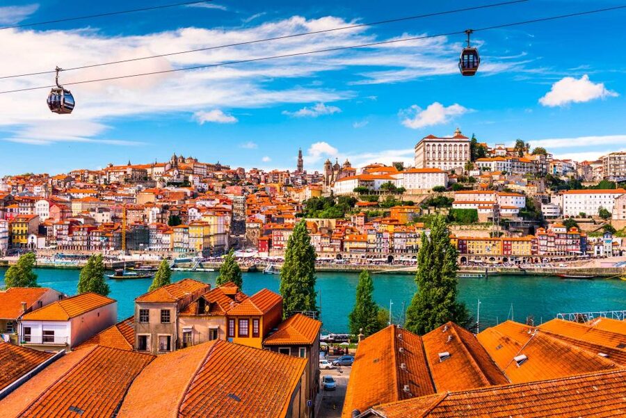 From Lisbon: Private Transfer to Porto with City Stops - Picking your three stops: how to choose without regrets