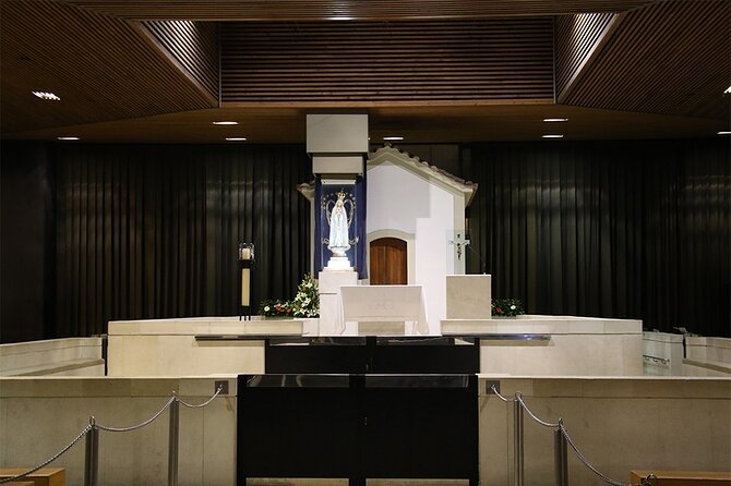 From Lisbon: Sanctuary of Fátima & the Little Shepherds Town - The Van Ride: Comfort + Getting There Without Headaches