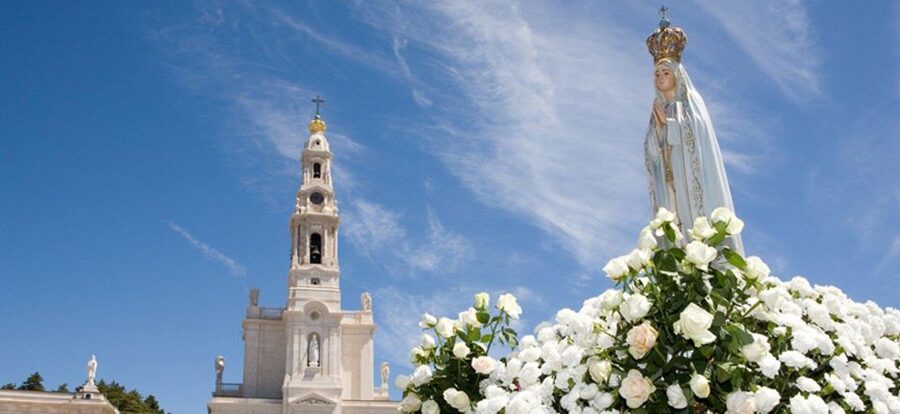 From Lisbon: Shared Tour to Fátima, Óbidos, Batalha e Nazaré - Key highlights worth planning around