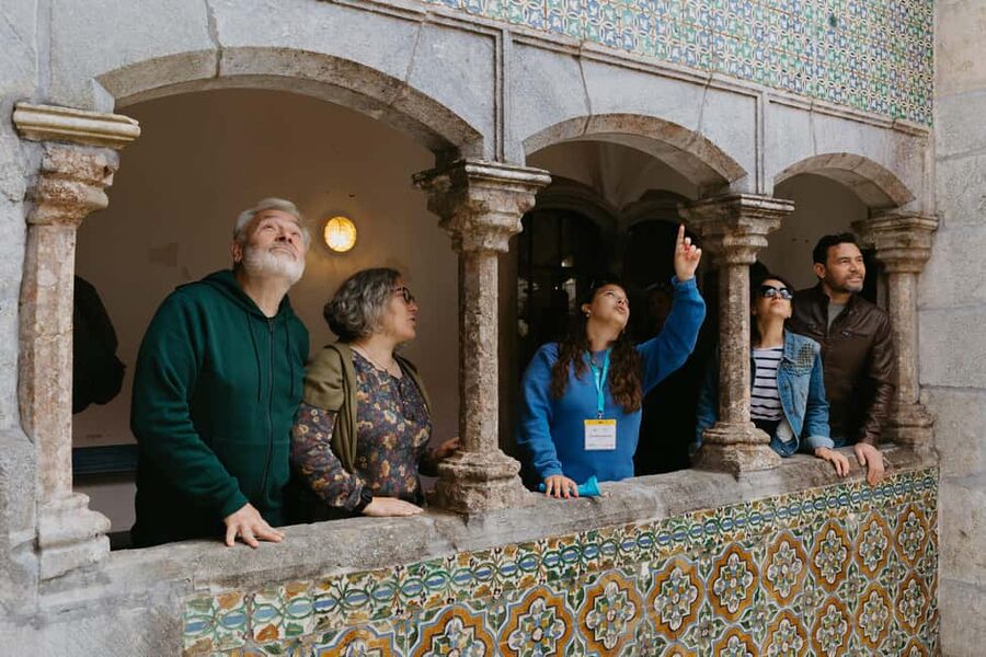 From Lisbon: Sintra, Pena Palace and Quinta da Regaleira - Sintra Historic Center time: What to do with your 90 minutes (and how not to waste it)