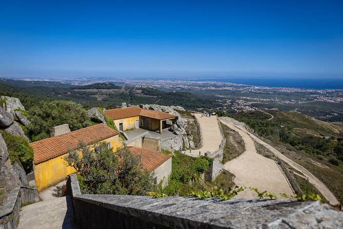 From Lisbon: Sintra, Pena Palace and Regaleira - Lunch in Sintra historic center: where the break actually helps