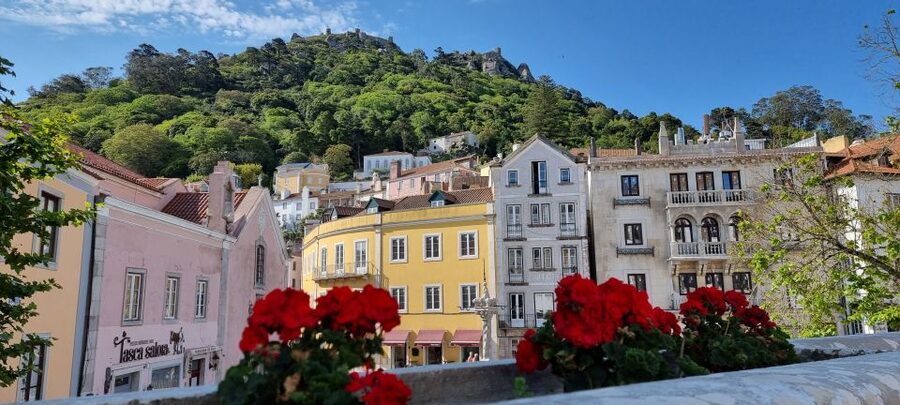 From Lisbon: Sintra, Pena, Regaleira, Roca and Cascais Tour - Cascais finish: bay views, easy strolling, and a calmer mood