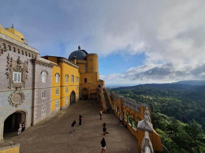 From Lisbon: Sintra's Historical and Natural Gems - When to Go and What to Bring for Sintra Microclimates