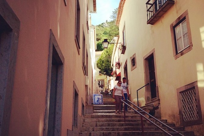 From Lisbon: Sintra's Historical and Natural Gems - Lunch Break in Sintra Old Town: Recharge and Pick Your Own Flavor