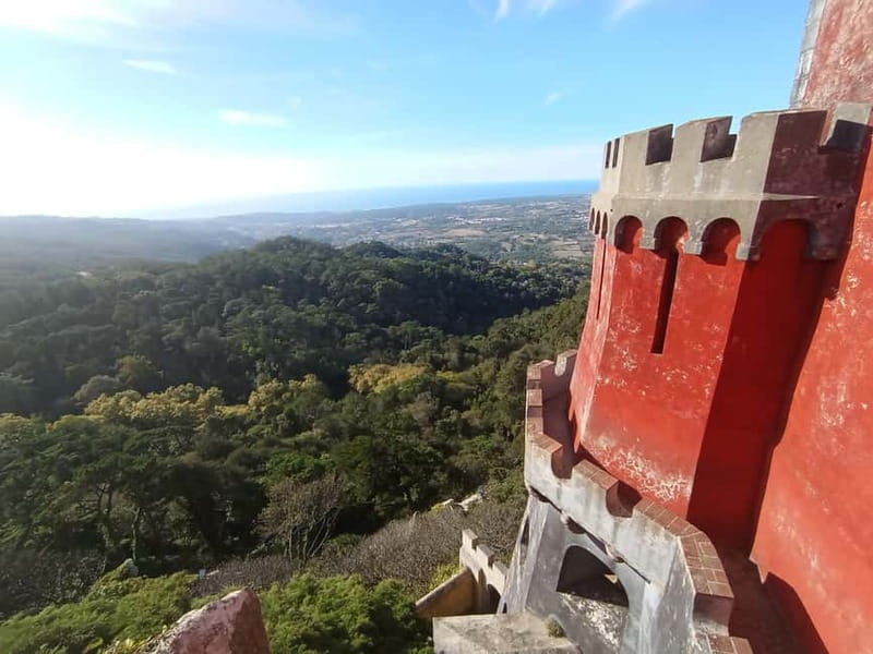From Lisbon: Small Group Tour of Sintra and Cabo da Roca - Sintra town center and the story behind the palaces