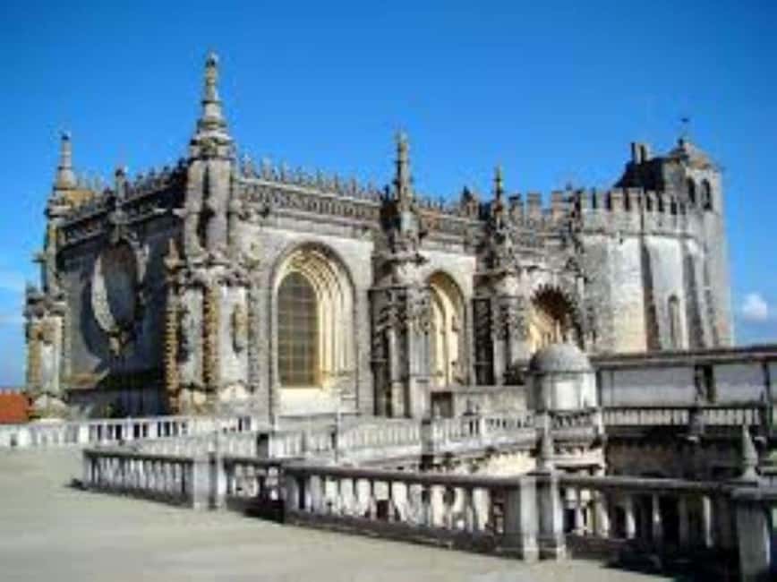 From Lisbon: Tomar, Batalha, Alcobaça, & Óbidos Templar Tour - Lunch in Batalha: stay fueled for Alcobaça and Óbidos