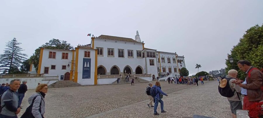 From Lisbon: Tour to Pena Palace, Sintra, and Cascais - The Guide Factor: Bruno and Sara Really Shape the Experience