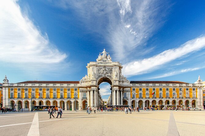 FULL DAY Private Tour of Lisbon's main tourist attractions - Praça do Comércio (Terreiro do Paço): Lisbon’s river-front power square