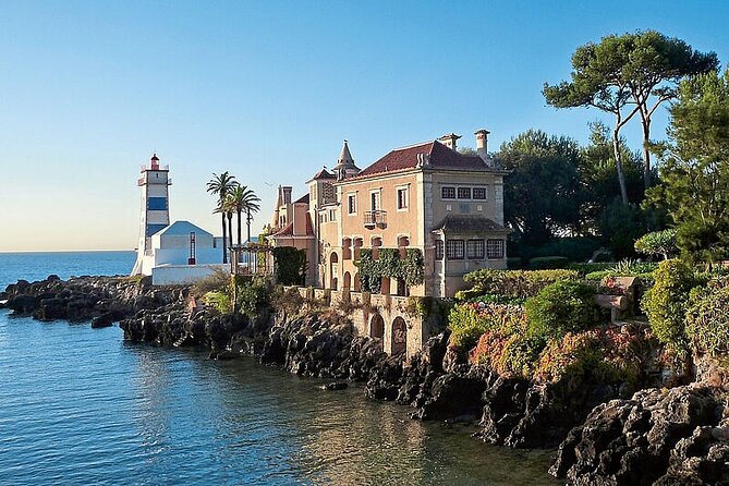 Full-Day Private Tour Sintra and Cascais with Pick Up - Quick strolls in Sintra and Cascais: what you gain with the added time