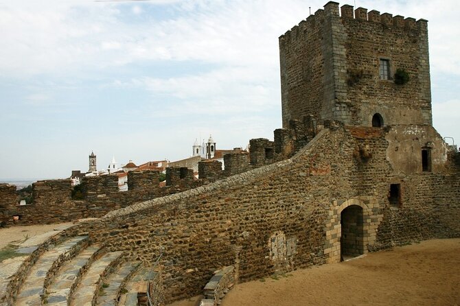 Full-Day Private Tour to Évora from Lisbon - Entering Templo Romano de Évora (Templo de Diana) the right way