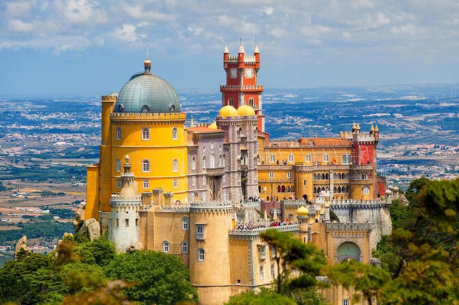 Full Day Private Tour to Sintra and Cascais - Cascais by the sea: a royal summer shift and a real shoreline feel