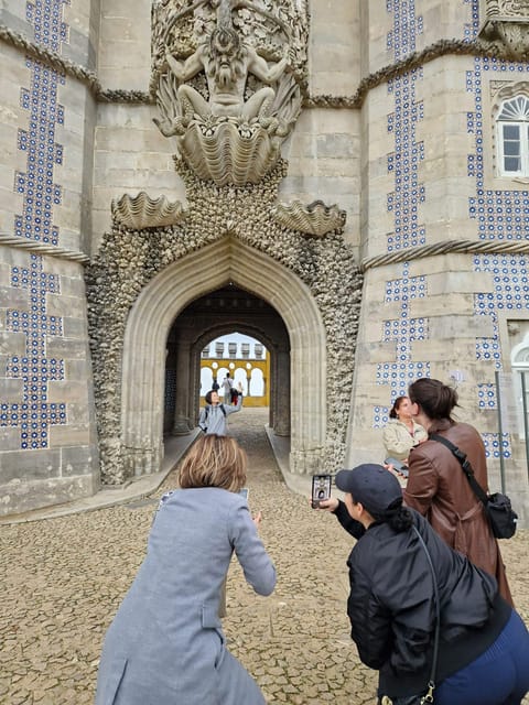 Full Day tour in Sintra with Pick-up in Lisboa - National Palace of Sintra and Pena Palace terraces: the smartest approach to monuments
