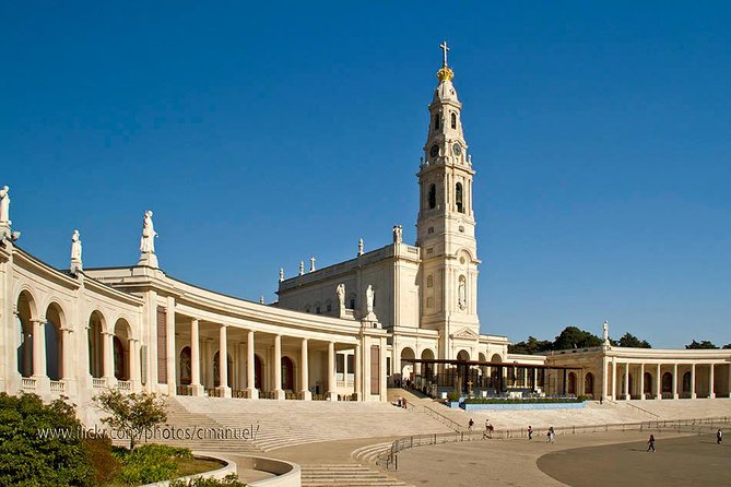 Half Day Fatima + Aldeia Pastorinhos Private Tour Departure Lisbon - Should you book this half-day Fátima + Aldeia Pastorinhos private tour?