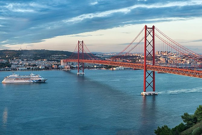 Half Day Lisbon - Private Tour of the City Charms - Miradouro Da Senhora Do Monte: The View That’s Built for Good Photos