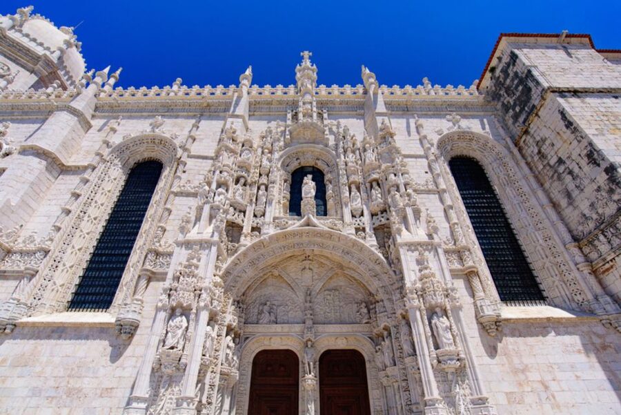 Half-Day Private Tour in Lisbon - Pastéis de Belém and Chiado time: the food and style break that keeps it human
