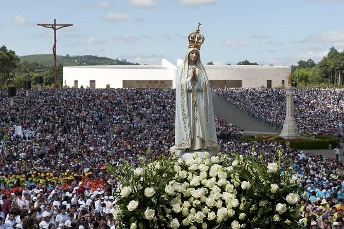 Half Day Santuario Fatima and Village of the Pastorzinhos small group - Hotel Pickup, Air-Conditioned Vehicle, and a Guide Who Sets the Tone
