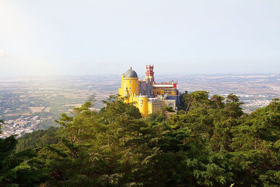 Half Day Shared Tour to Sintra with Licensed Guide - Pena Palace for about 3 hours: how to use your time well