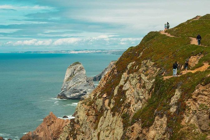 Half day Sintra PRIVATE TOUR Pena Palace + Roca Cape (2-6people) - A Half-Day Sintra Plan That Still Leaves Your Afternoon Open